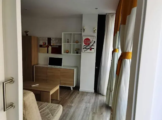 Carreira شقة *
