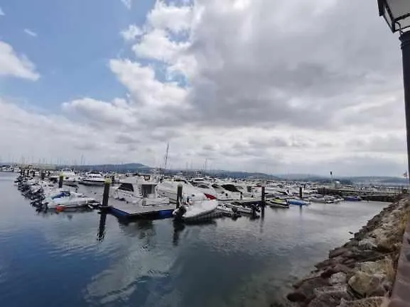 Carreira アパート